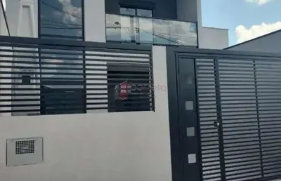 Casa sobrado á venda em jundiai - bairro vila verde