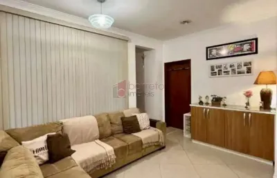 Casa sobrado para locação e venda no bairro jardim pacaembú em jundiaí/sp