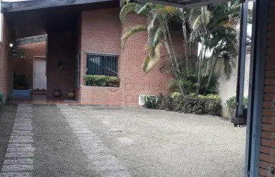 Casa com 3 quartos à venda na Rua Da Saúde, 0, --, Vila Vianelo, Jundiaí
