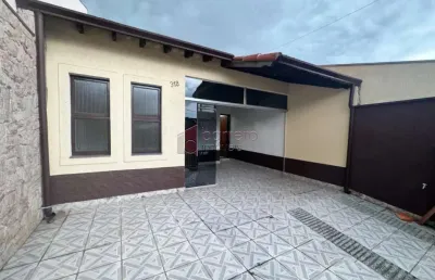 Casa térrea com 03 dormitórios à venda no bairro vila progresso - jundiaí/sp