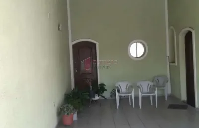 Casa com 3 quartos à venda na Rua Fortunato Mori, --, Vila Vianelo, Jundiaí