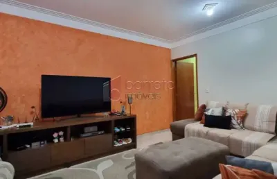 Casa à venda no bairro almerinda chaves em jundiaí/sp