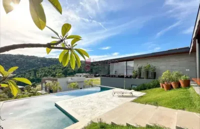 Sobrado à venda com 03 quartos - consomínio fazenda serra azul 1 - itupeva/sp
