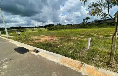 Terreno plano com 654,81 metros no condomínio poema japy em itupeva