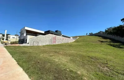 Terreno à venda no condomínio jardim atenas em jundiaí/sp
