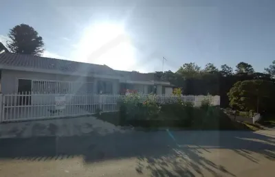 Casa de 150m² com 3 dormitório e piscina em área rural