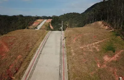 Terreno à venda em Aimoré, Guabiruba 