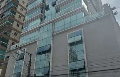 Apartamento à venda no bairro meia praia - itapema/sc