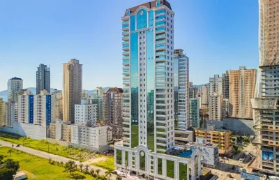 Apartamento à venda no bairro meia praia - itapema/sc