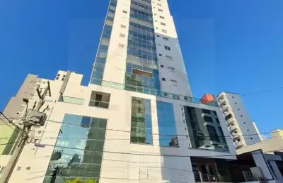 Apartamento de 180m² com três suítes no centro de brusque
