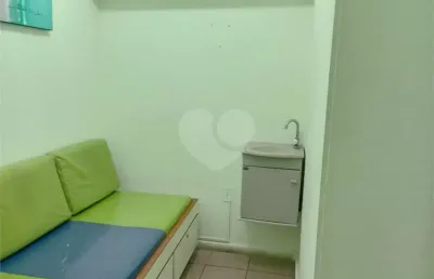 Sala comercial para alugar na Rua Desembargador Izidro, --, Tijuca, Rio de Janeiro
