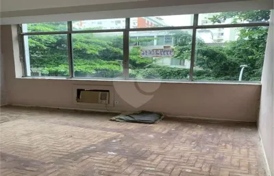 Apartamento com 3 quartos à venda ou para locação em ipanema - rj