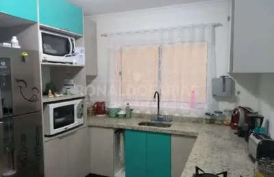 Sobrado a venda com 125 m² ,02 dormitórios na região do socorro