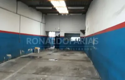 Galpão a venda com 140m² de área na região do brooklin