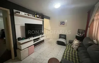 Sobrado a venda com  3 dormitórios 60 m²  e 2 vagas no grajaú bnh