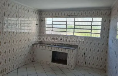 Sobrado a venda na região de interlagos 2 quartos 3 vagas