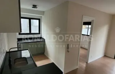 Apartamento a venda com 02 dormitorios na regaio do campo belo