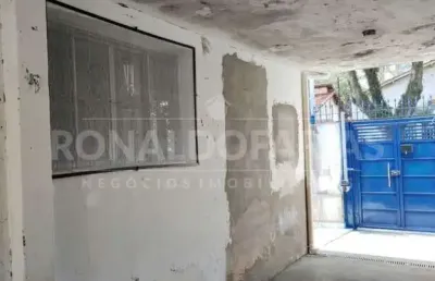 Casa térrea a venda  na cidade dutra com 2 dormes 2 banheiros 3 vagas