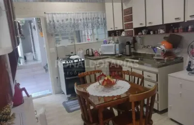 Sobrado a venda no parque das arvores com 3 dormes 2 vagas