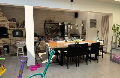 Casa à venda 3 dormitórios 2 suítes 3 vagas no jardim marajoara
