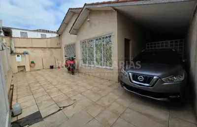 Casa à venda no jardim satélite interlagos com 2 dormitórios e 3 vagas de garagem