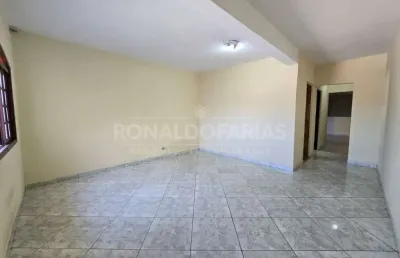 Casa à venda no colônia parelheiros com 3 dormitórios e 1 vaga de garagem