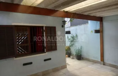 Casa a venda no veleiros com 3 dormitorios 1 suite e 2 vagas de garagem