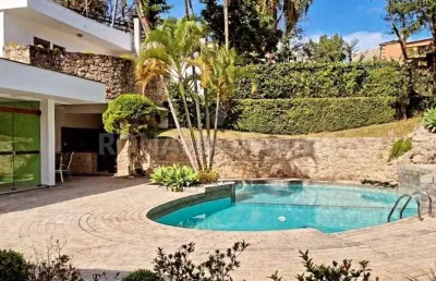 Casa com piscina a venda no bolsão de interlagos com 4 dormitórios e 5 vagas de garagem