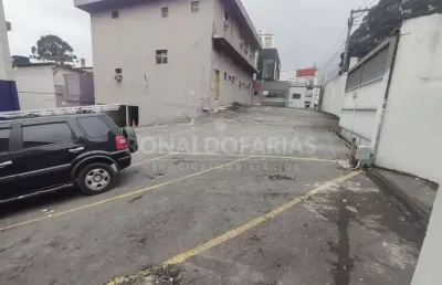 Prédio comercial com 40 dormitórios (hotel) à venda em avenida interlagos.