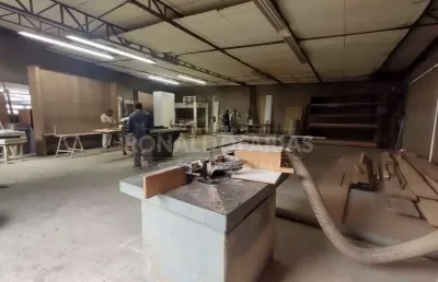 Galpão comercial a venda no bairro de interlagos com 520 m² de área útil