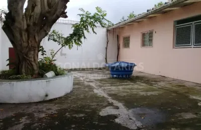 Sobrado à venda com 4 dormitórios na região de interlagos.