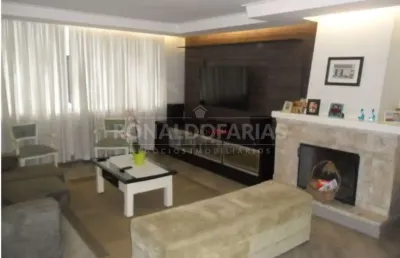 Sobrado a venda com0 4 dormitórios sendo 02 suítes e  01 máster e 350 m² no brooklin