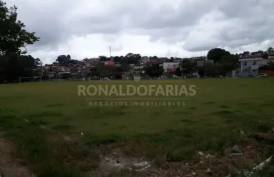 Terreno à venda com 4.500m²  na região de interlagos.