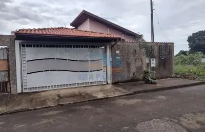 Casa com 2 quartos à venda na Vila Santa Fé, Pirassununga 