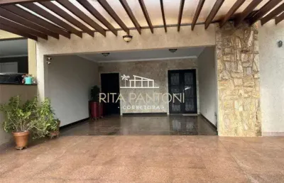 Casa em condomínio fechado com 3 quartos à venda no Centro, Jardinópolis 