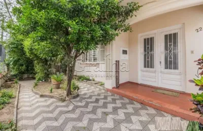 Casa com 4 quartos à venda na rua doutor voltaire pires, 224, santo antônio, porto alegre por r$ 650.000
