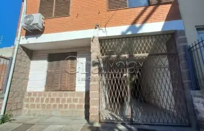 Casa com 3 quartos à venda na rua gomes jardim, 819, santana, porto alegre por r$ 850.000
