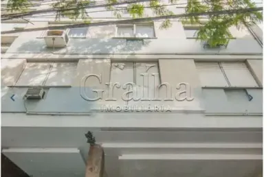 Apartamento com 3 quartos à venda na rua coronel genuino, 433, centro histórico, porto alegre por r$ 540.000