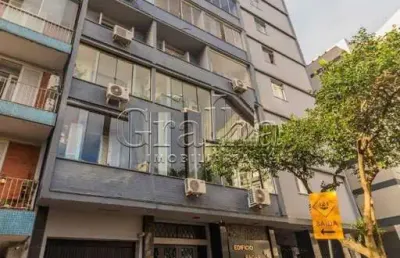 Apartamento com 3 quartos à venda na rua duque de caxias, 840, centro histórico, porto alegre por r$ 490.000