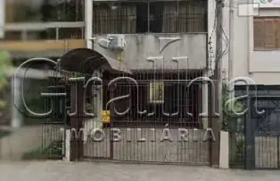 Apartamento com 2 quartos à venda na rua tomaz flores, 122, independência, porto alegre por r$ 680.000