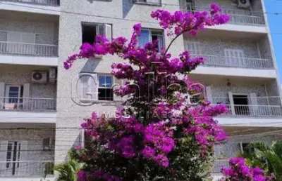Apartamento com 2 quartos à venda na rua comendador azevedo, 95, floresta, porto alegre por r$ 240.000