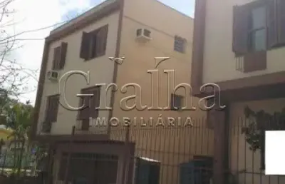 Apartamento com 2 quartos à venda na rua oscar schneider, 6, medianeira, porto alegre por r$ 247.000