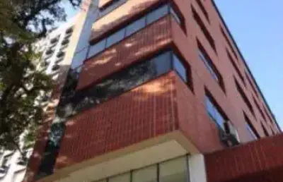 Sala comercial com 1 sala à venda na avenida carlos gomes, 126, auxiliadora, porto alegre por r$ 270.000