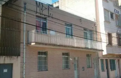 Casa com 4 quartos à venda na rua espírito santo, 318, centro histórico, porto alegre por r$ 798.000