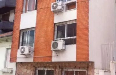 Apartamento com 2 quartos à venda na rua general cipriano ferreira, 463, centro histórico, porto alegre por r$ 310.000