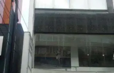 Sala comercial à venda na rua vinte e quatro de outubro, 507, independência, porto alegre por r$ 367.640