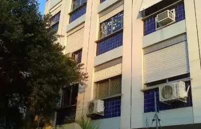 Apartamento com 2 quartos à venda na avenida ipiranga, 1175, praia de belas, porto alegre por r$ 280.000