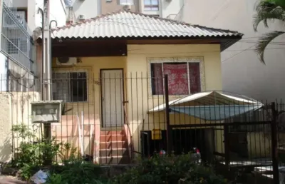 Casa com 3 quartos à venda na rua eudoro berlink, 1155, auxiliadora, porto alegre por r$ 1.300.000