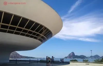 Residência com piscina sauna em rua central de são francisco