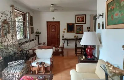 Casa com 3 quartos à venda na Rua Ministro Otávio Kelly, 000, Icaraí, Niterói